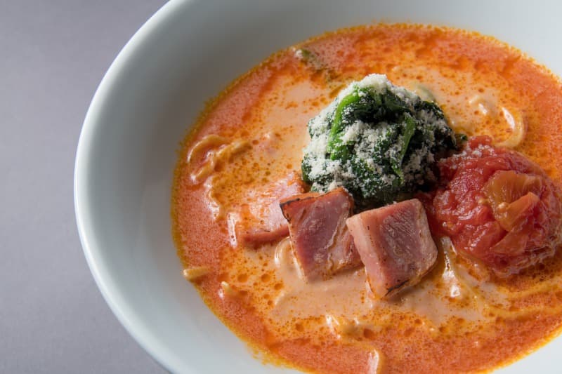 【スぺシャルセット】トマトラーメン2食+豚骨ラーメン2食
