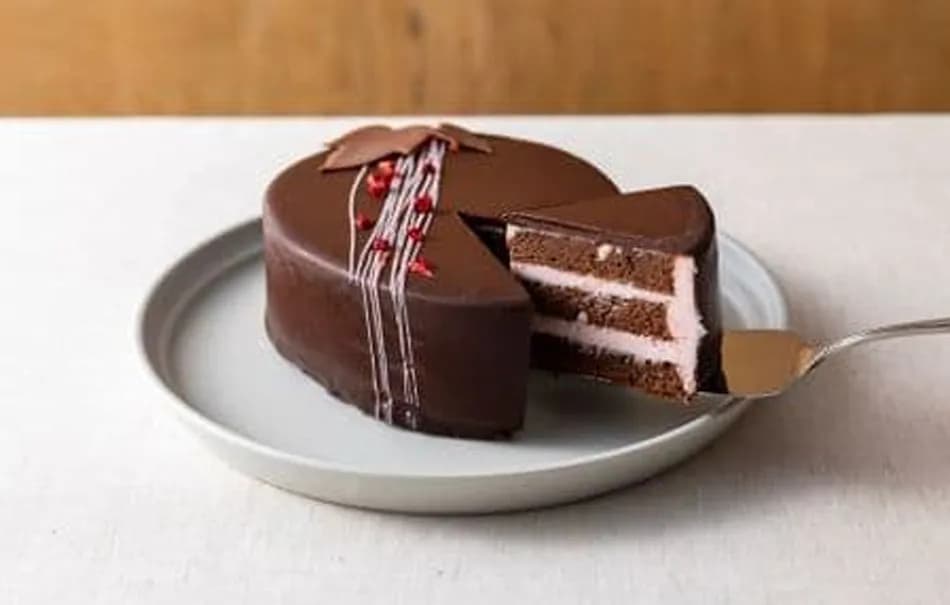 【Quinze Choco】カーンズいちごザッハトルテ